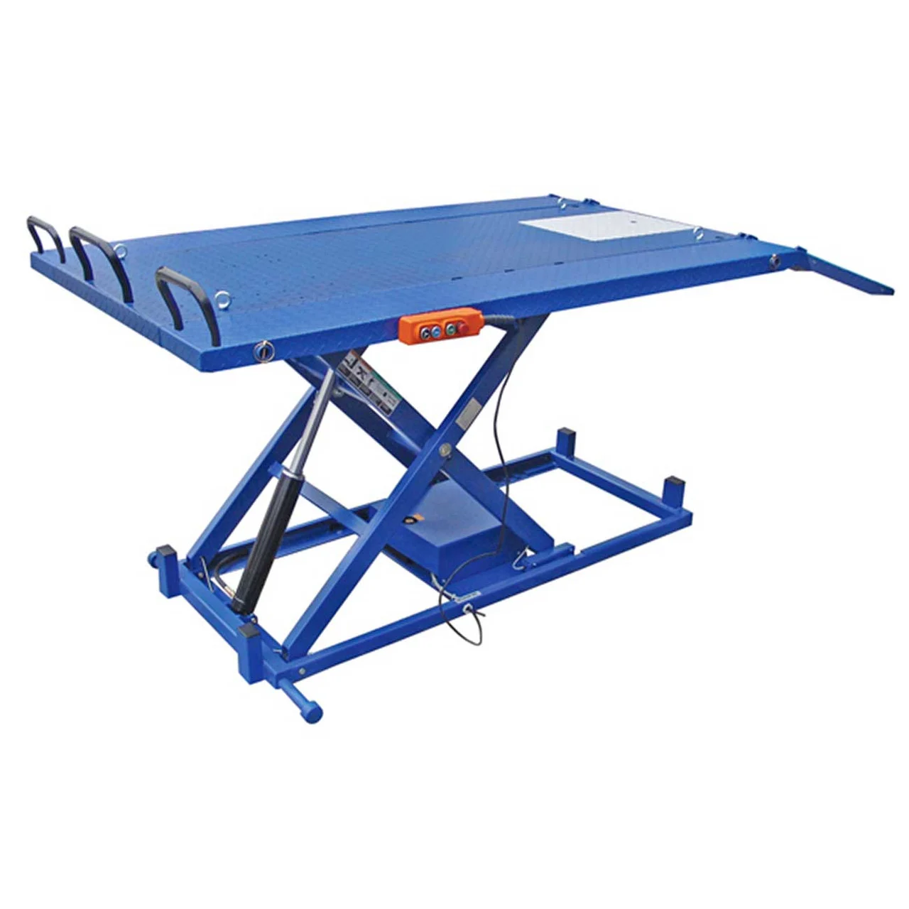 ATD Tools ATV Lift with Retractable Ramp